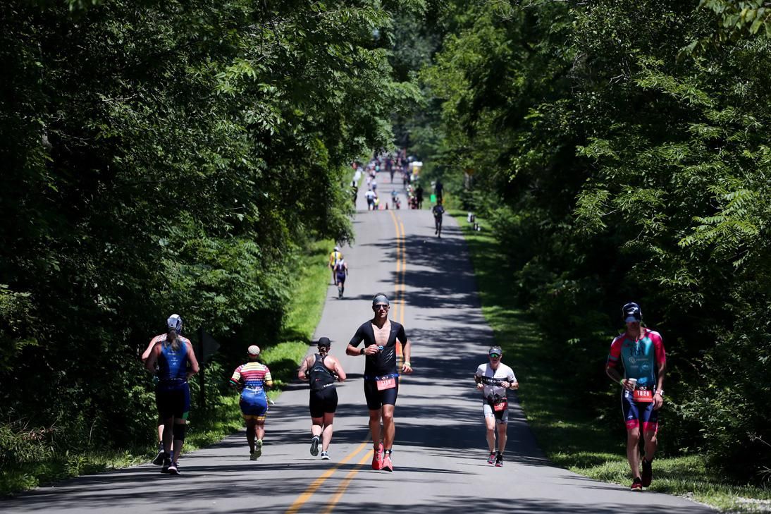 IRONMAN lanza otra prueba 'full' en Indiana el día con más muertes por Covid-19 en EEUU.