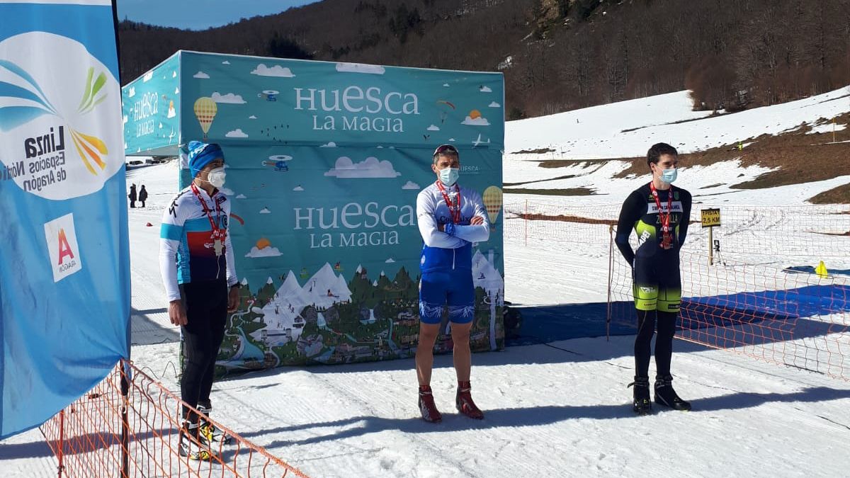 Eneko Llanos, plata en el Campeonato de España de Triatlón de Invierno.