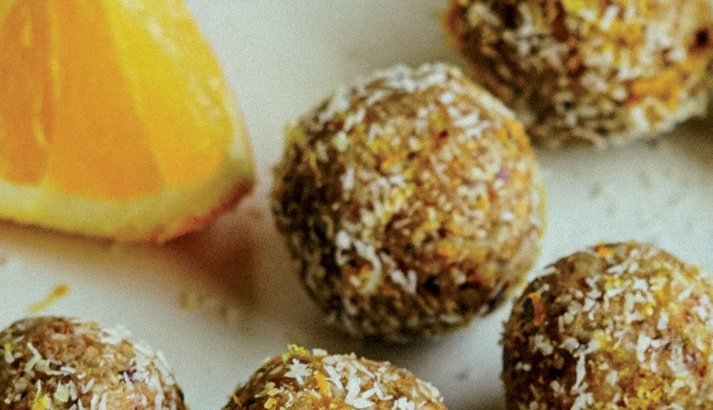 Energy Balls de naranja, coco y limón w