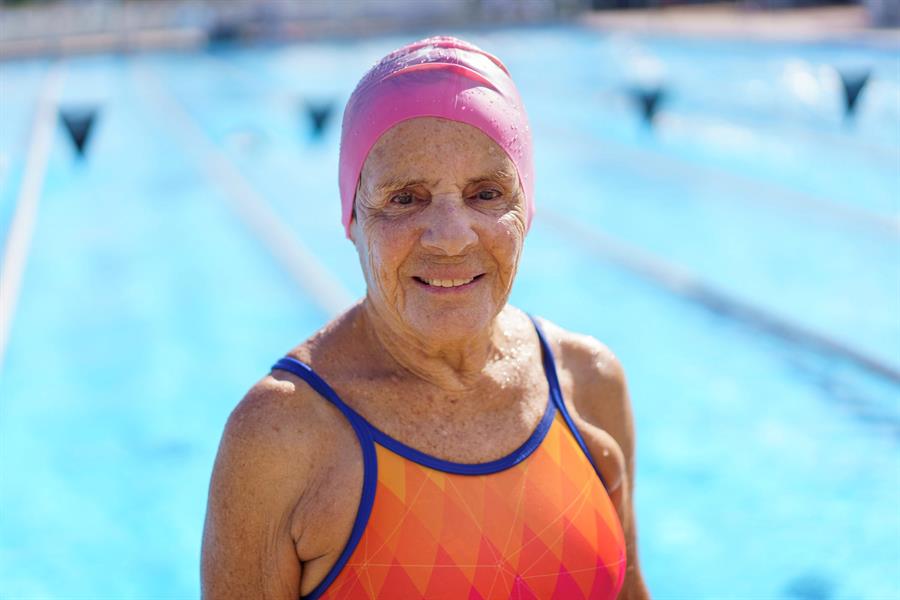 Mercedes "Mercia" Rodríguez, la primera mujer con más de 80 años en completar los 1.500 libres.