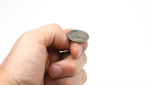 Eligen al presidente del ciclismo asiático lanzando una moneda al aire.