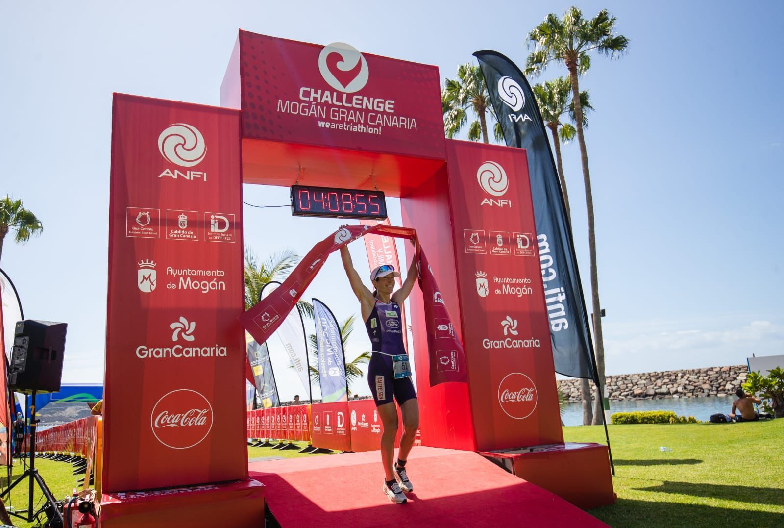 La incombustible Nicola Spirig se lleva el Challenge Mogán Gran Canaria.