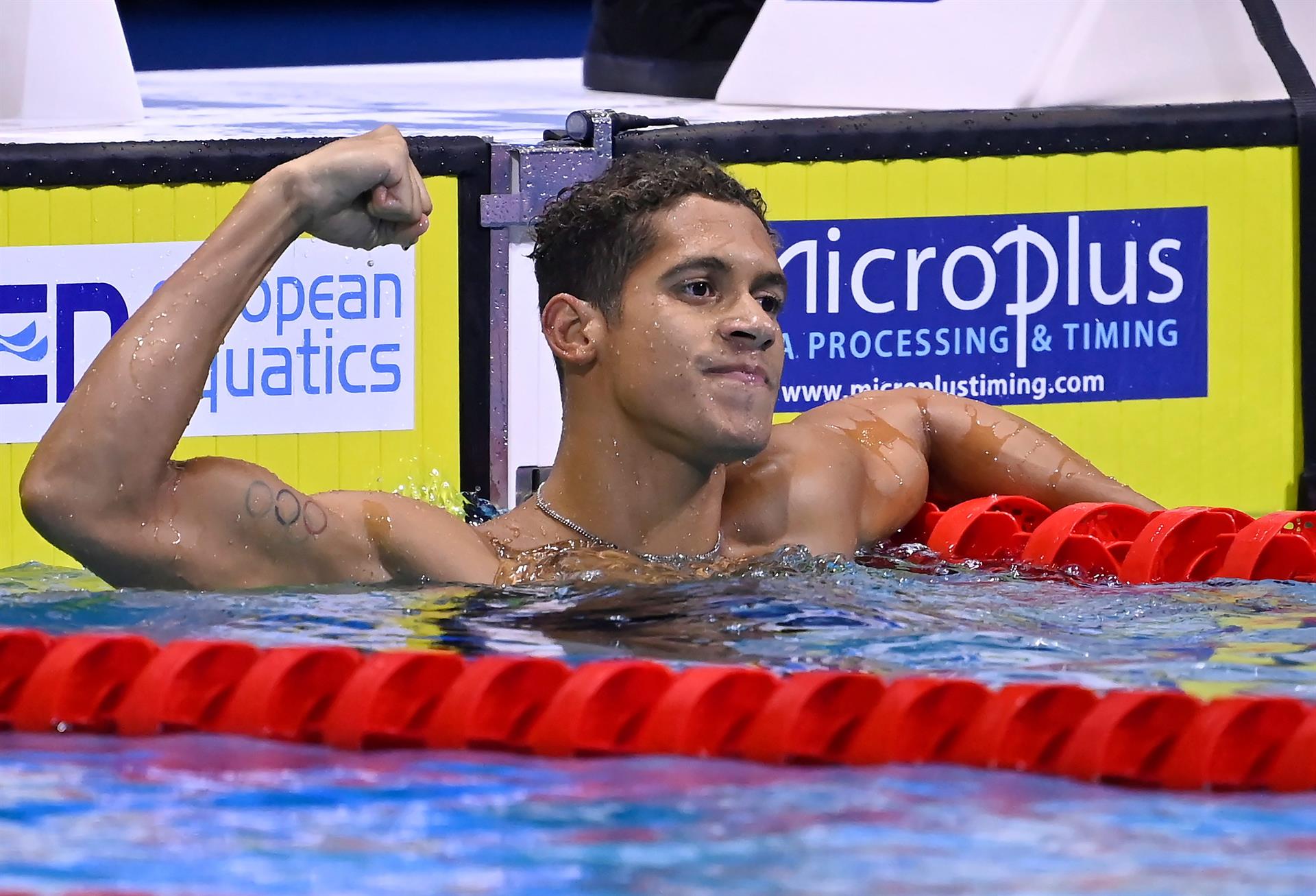 Hugo González explota definitivamente: ¡Se cuelga un oro y una plata en apenas una hora!