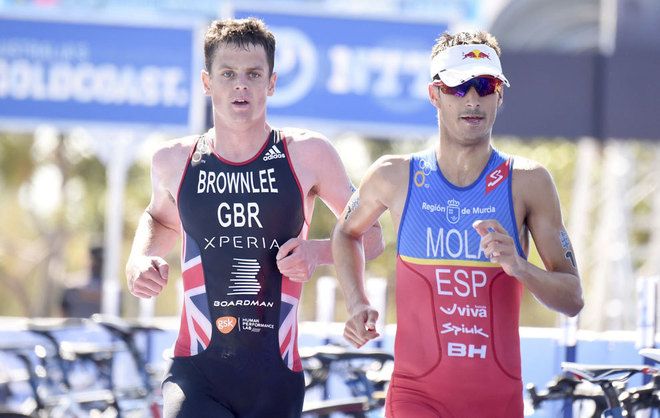 Mario Mola, tercero en la Copa del Mundo de Arzachena; victoria de Jonathan Brownlee.