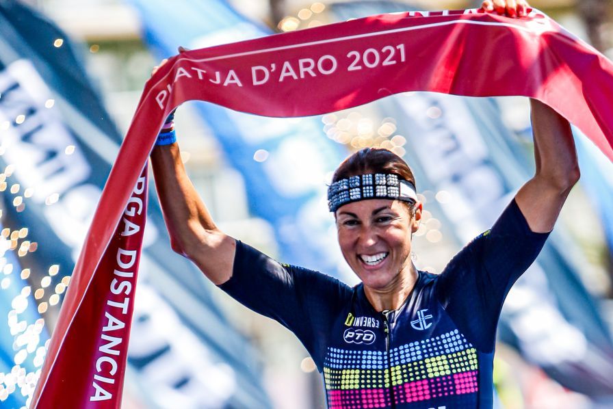 "¡Qué cruel es la maratón de un IRONMAN; cada km juega contigo; y solo se trata de ignorarlo".