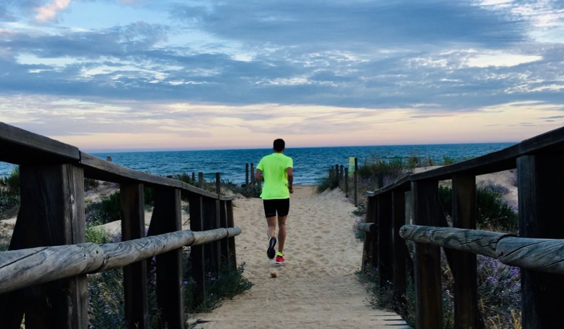 Lo que debes tener en cuenta si entrenas por la playa.