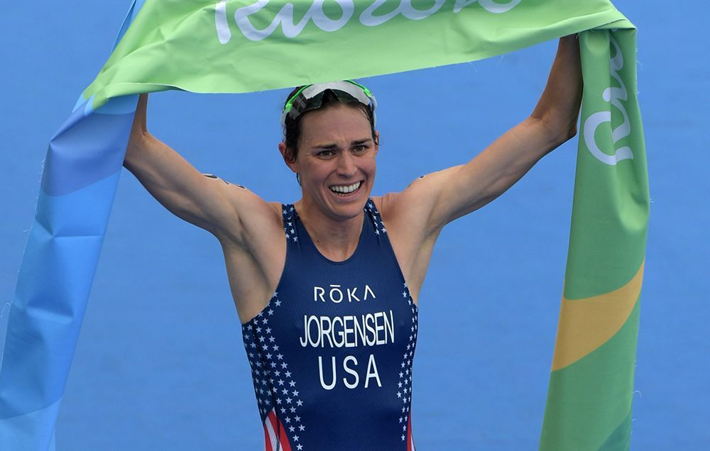 El 'gimnasio casero' de la campeona olímpica de triatlón: rutina específica para la carrera.