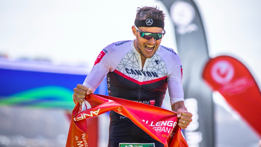 Anfi sella una alianza estratégica con Challenge y se consolida como destino triatlón.