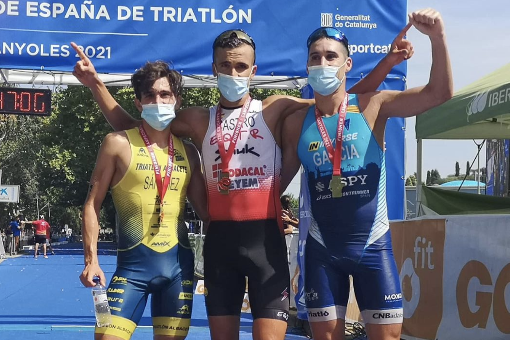 [VÍDEO] David Castro conquista el Campeonato de España de Triatlón Olímpico en Banyoles.