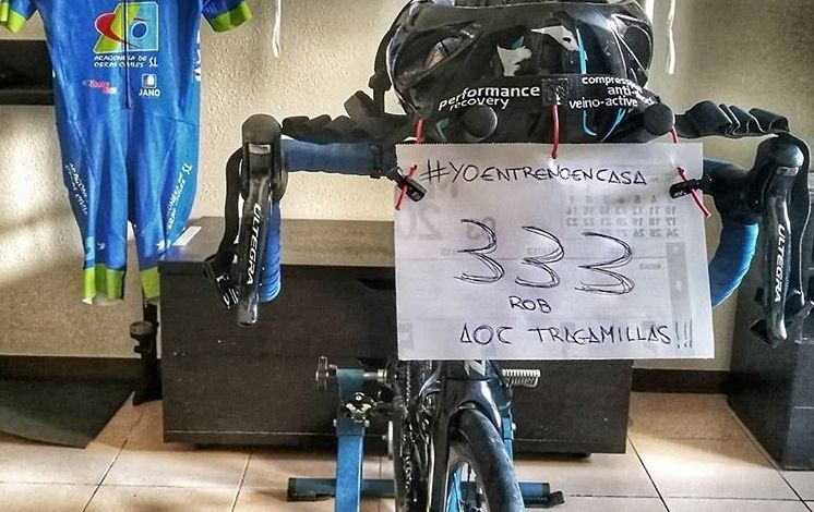 Más de 300 triatletas aragoneses hacen un duatlón para ayudar en la lucha contra el coronavirus.
