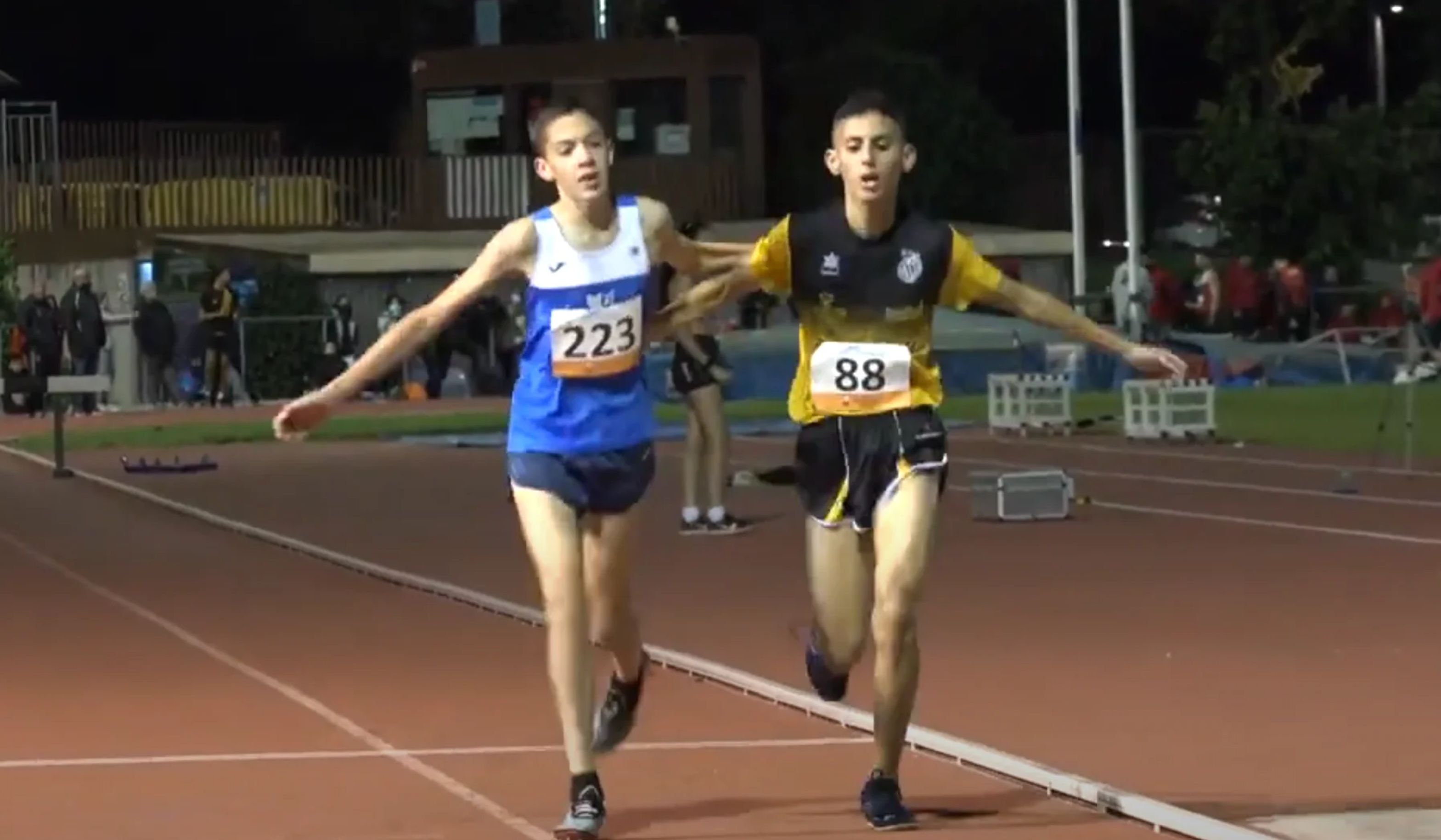 Cunde el ejemplo del triatleta Diego Méntrida
