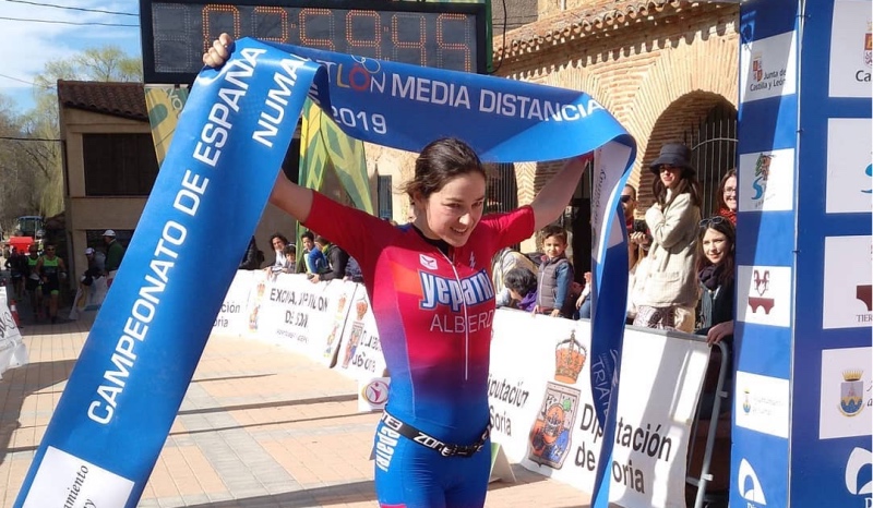 Helene Alberdi y Gustavo Rodríguez, campeones de España de Duatlón MD 